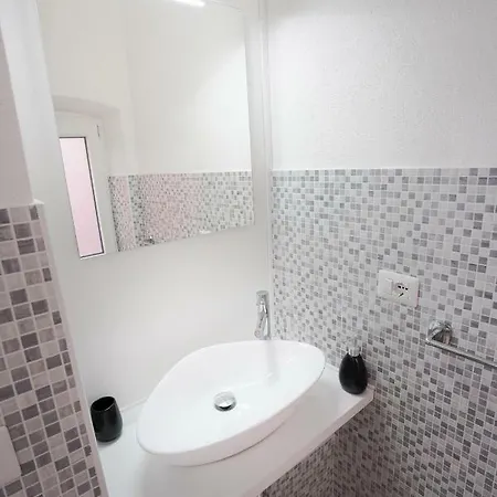 The House On The River アパート *